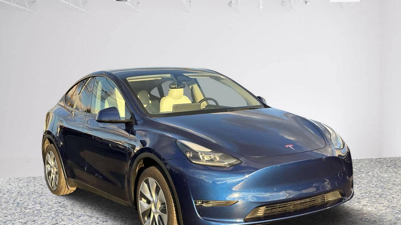 TESLA MODEL Y 2023 7SAYGDEE7PA164299 image